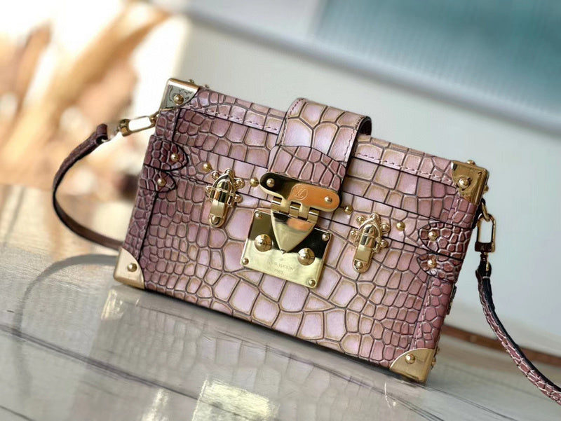 MC-LV-Bags-365