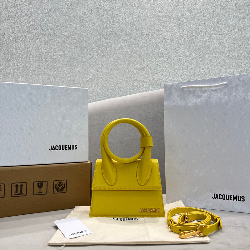 MC-JACQUEMUS-025