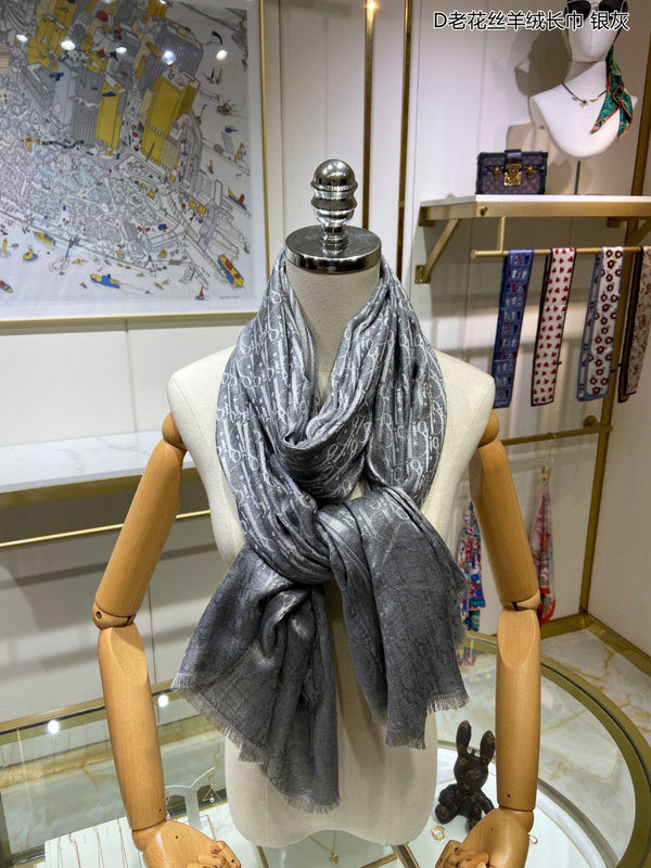 MC-Scarfs-119