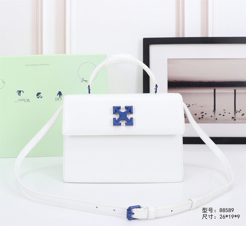 MC-OFF White-049