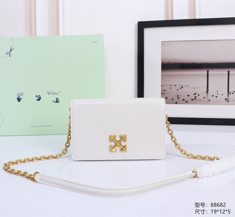 MC-OFF White-050