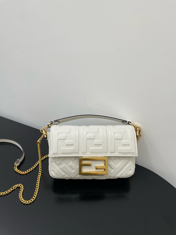 MC-FENDI-366