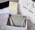 MC-GIVENCHY-047
