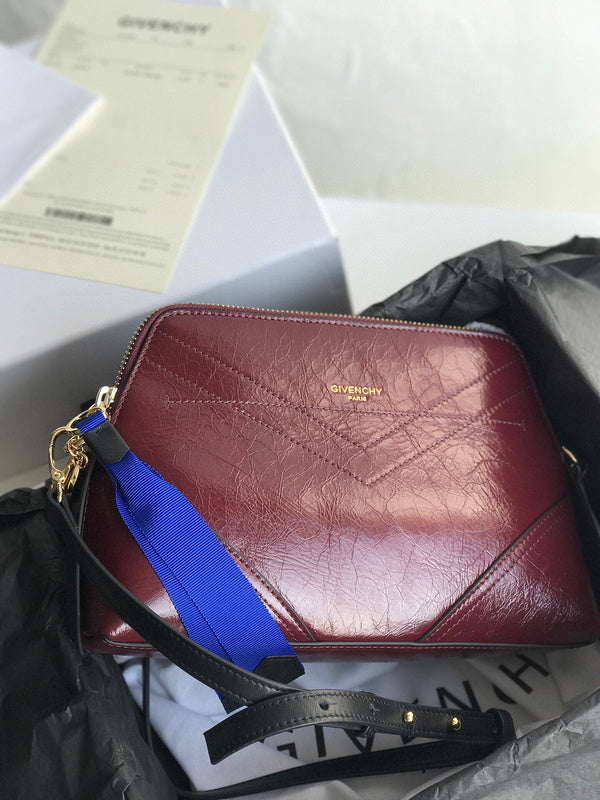 MC-GIVENCHY-048