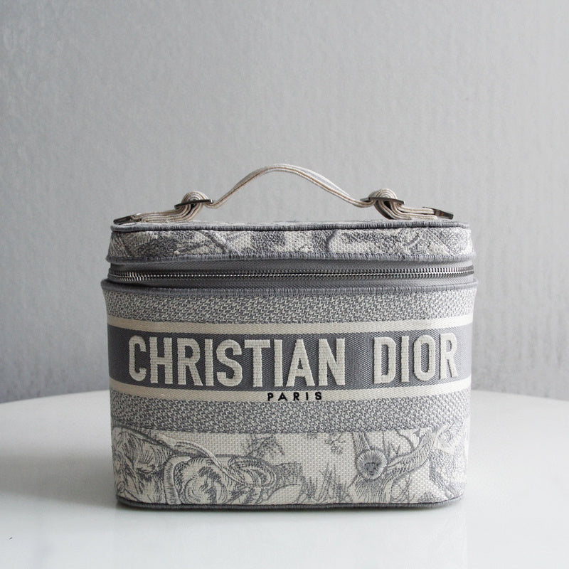MC-Christian Dior-349
