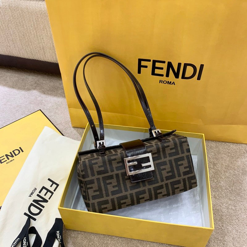 MC-FENDI-390