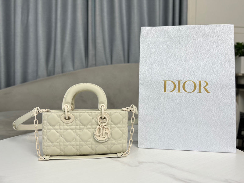 MC-Christian Dior-361