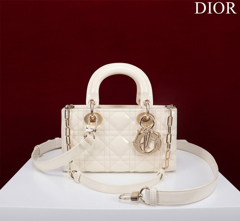 MC-Christian Dior-366