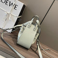 MC-Loewe-096