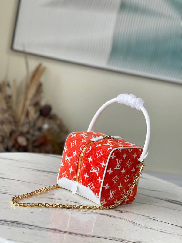 MC-LV-Bags-438
