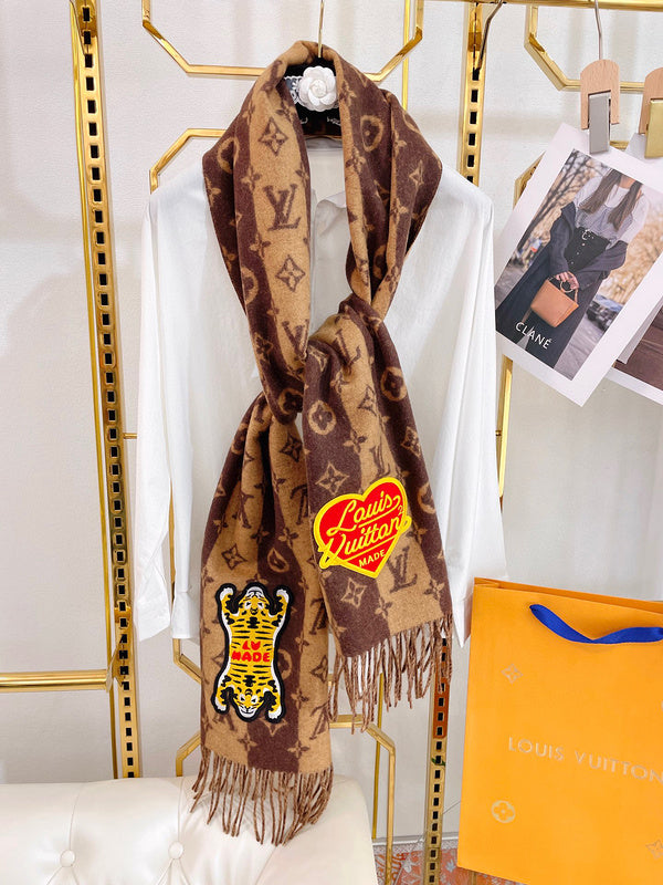 MC-Scarfs-139