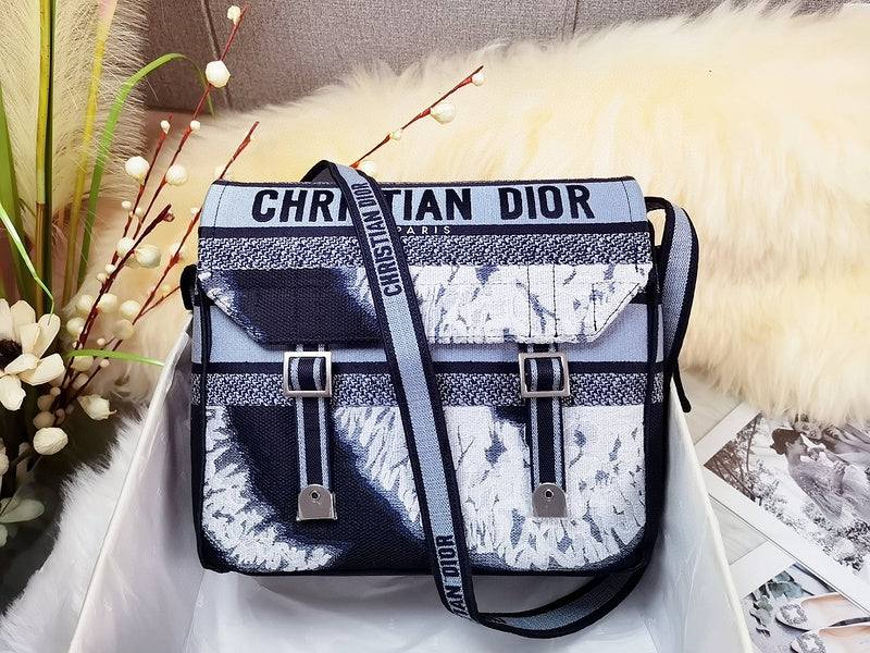 MC-Christian Dior-380