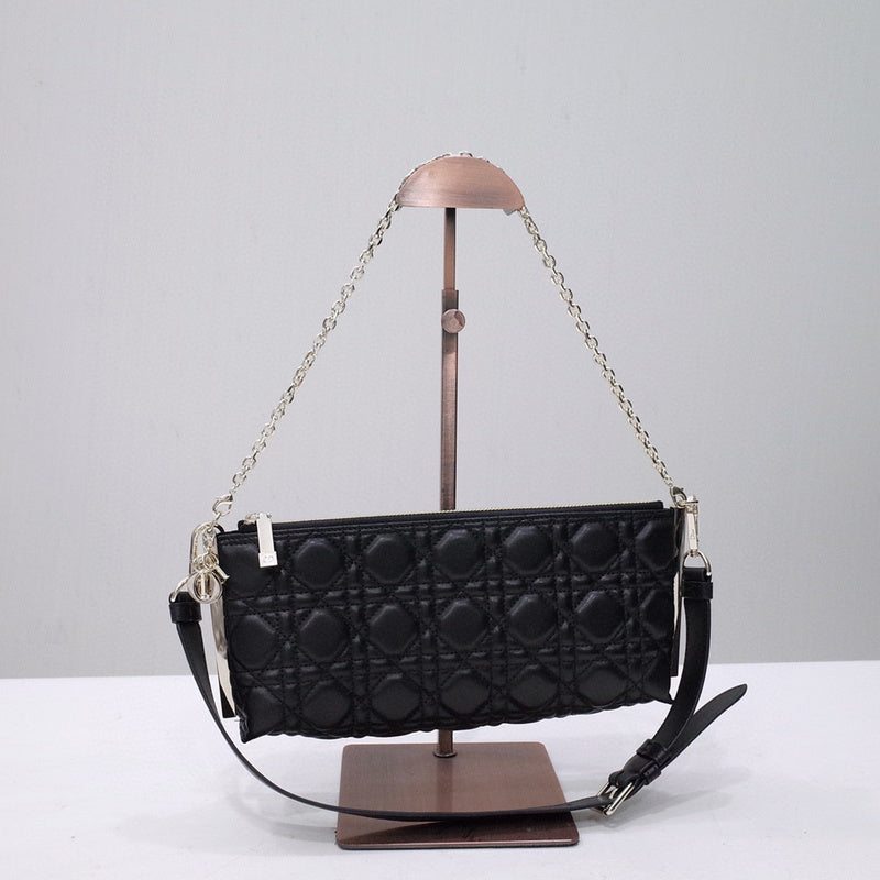 MC-Christian Dior-390