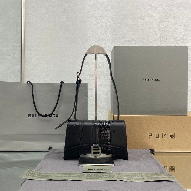 MC-Balenciaga-190