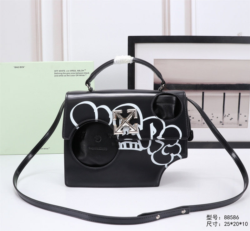 MC-OFF White-057