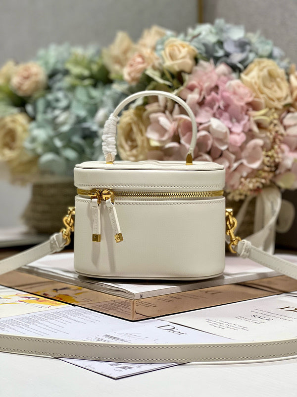 MC-Christian Dior-396