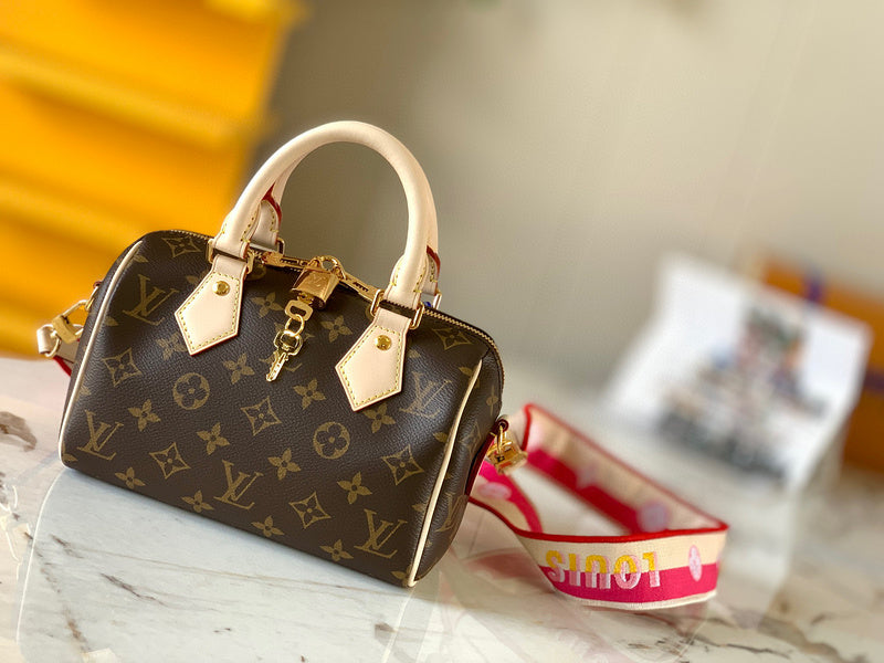 MC-LV-Bags-471