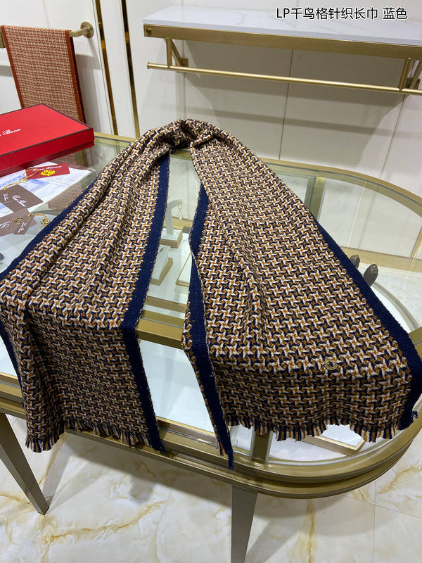 MC-Scarfs-150