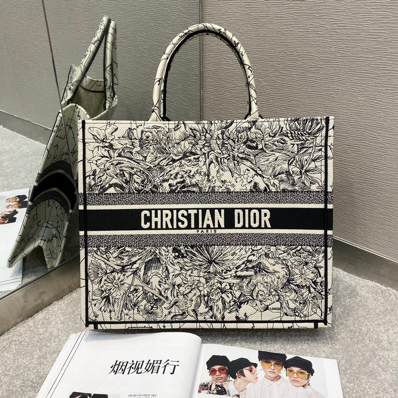 MC-Christian Dior-407