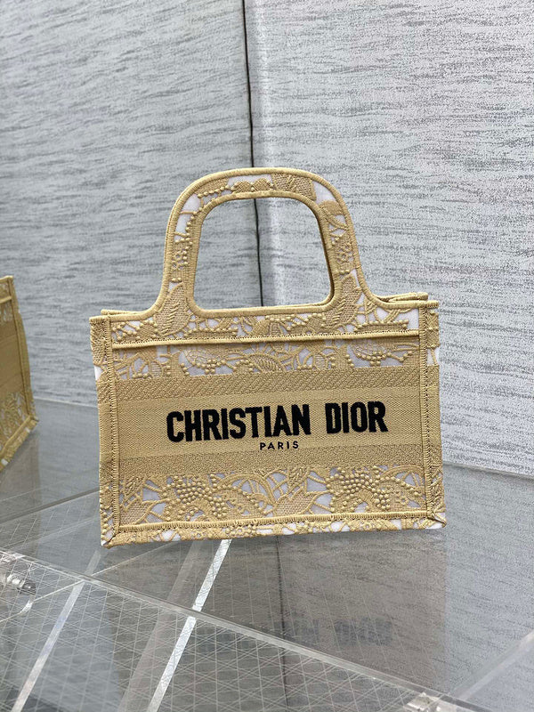 MC-Christian Dior-420