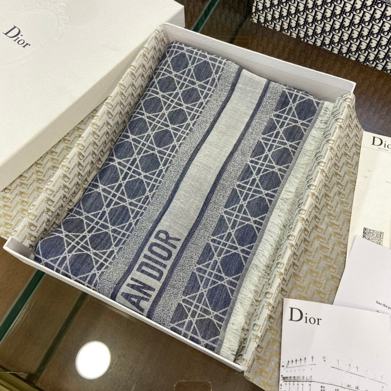 MC-Scarfs-154