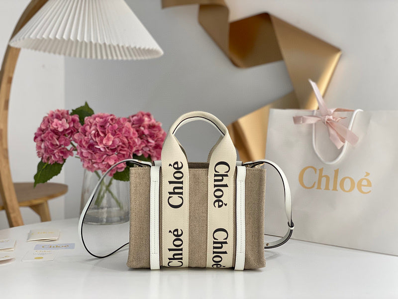 MC-Chloe-026