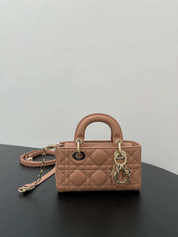 MC-Christian Dior-448