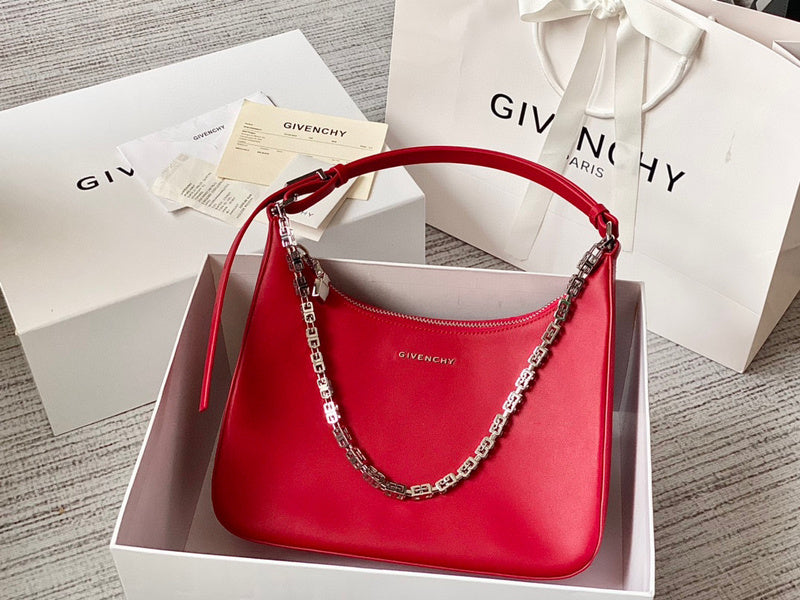 MC-GIVENCHY-060