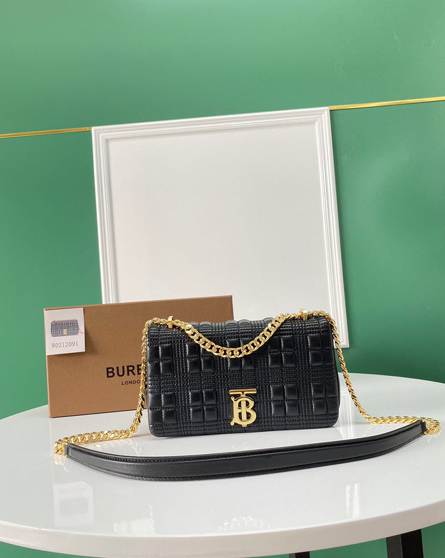 MC-Burberry-064