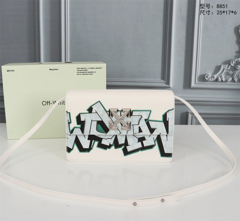 MC-OFF White-068