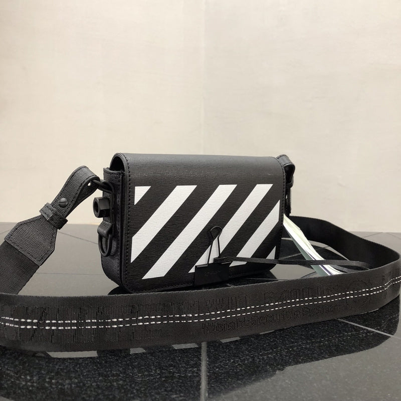 MC-OFF White-070
