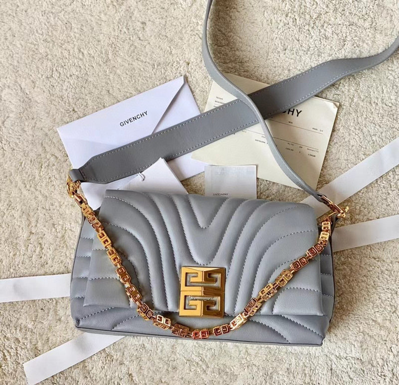 MC-GIVENCHY-062