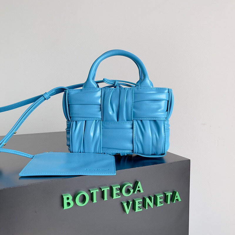 MC-Bottega Veneta-291