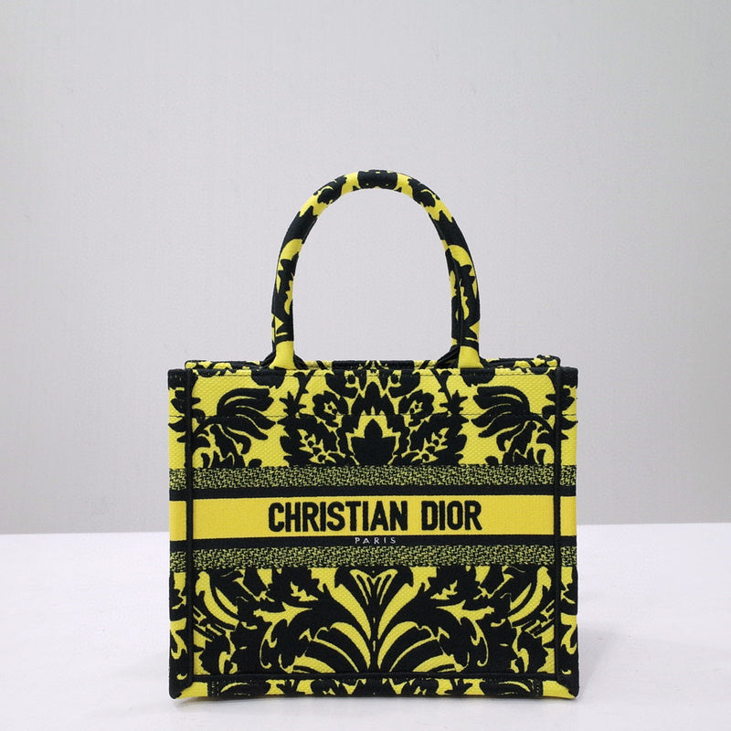 MC-Christian Dior-480