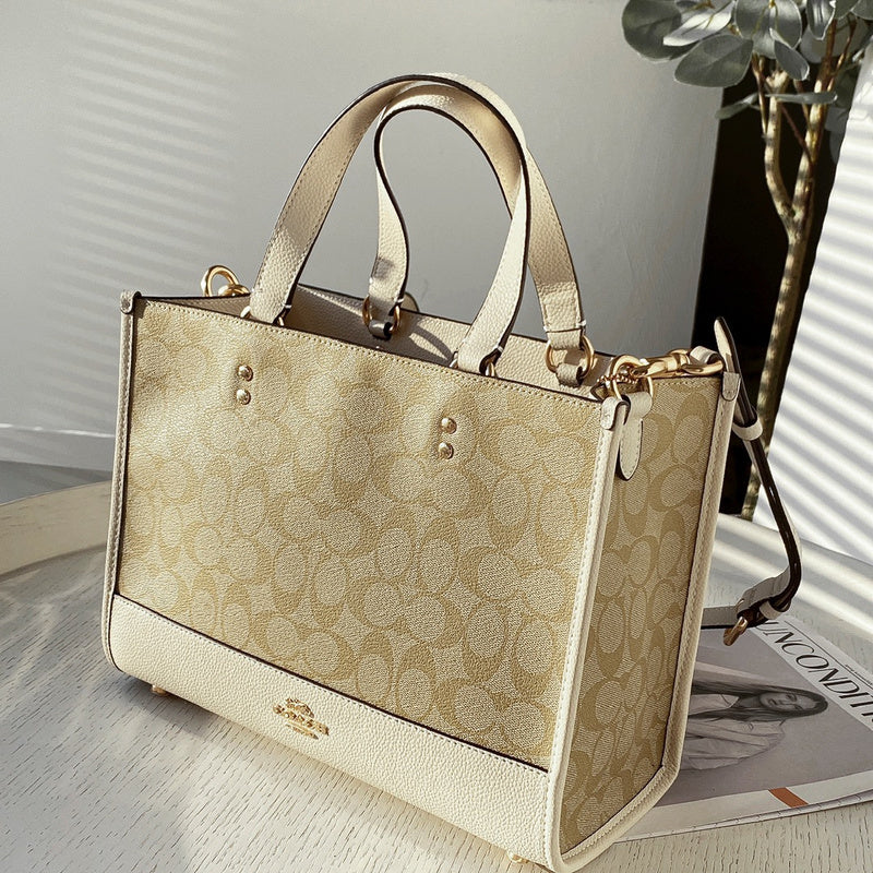 MC-Coach-045