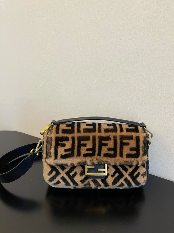 MC-FENDI-516