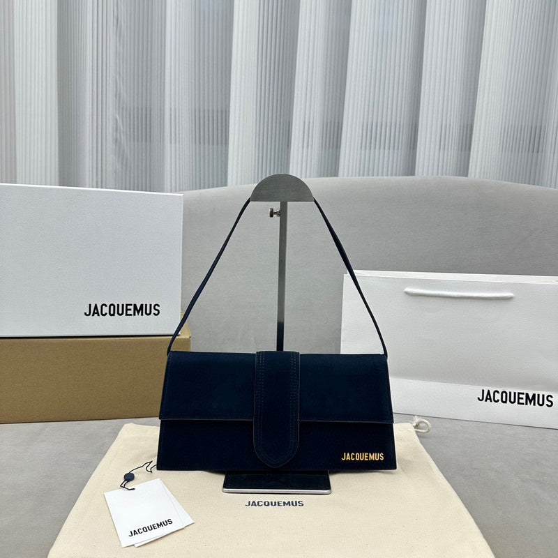 MC-JACQUEMUS-046