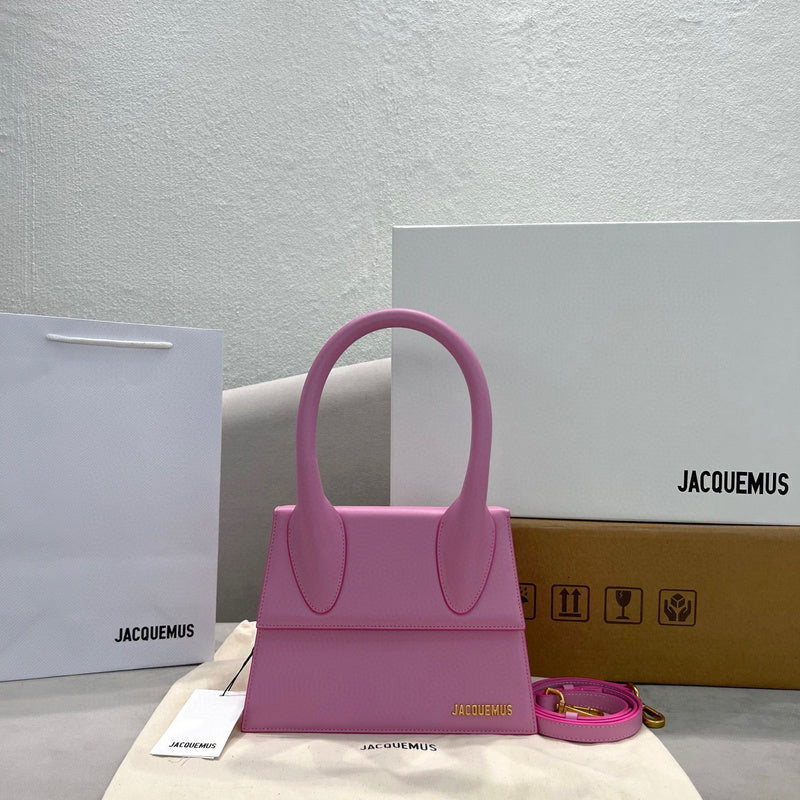 MC-JACQUEMUS-047