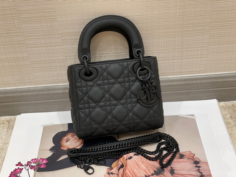 MC-Christian Dior-495