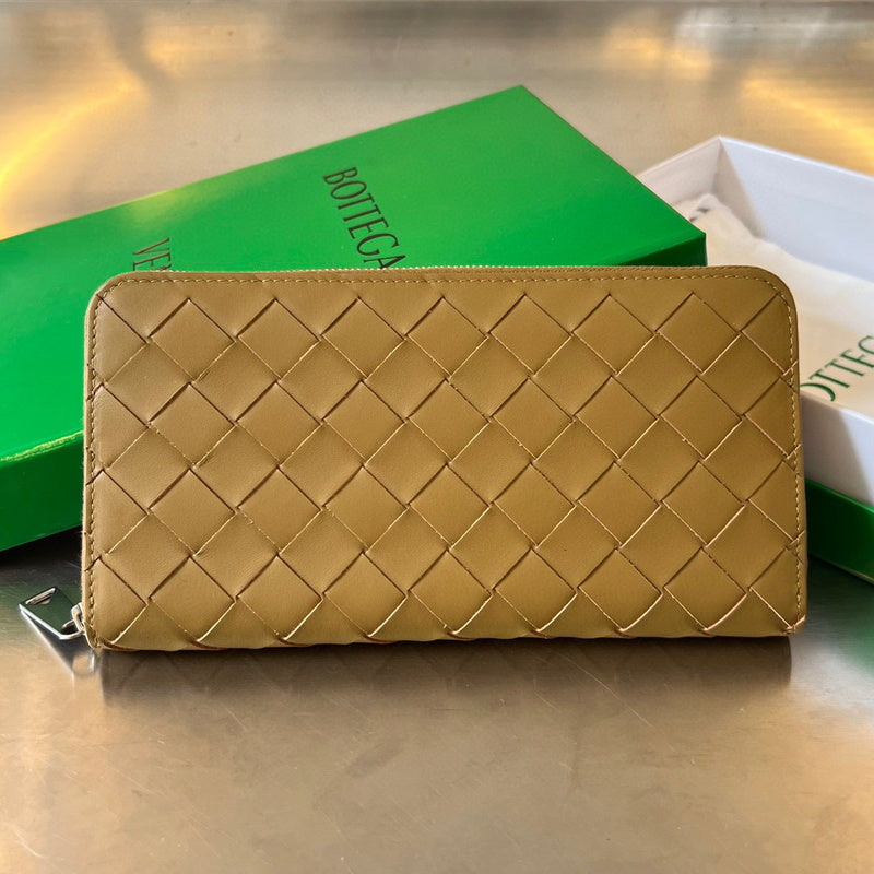 MC-Wallets-103
