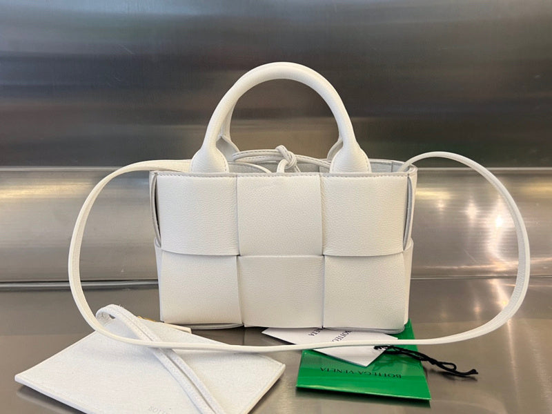 MC-Bottega Veneta-315