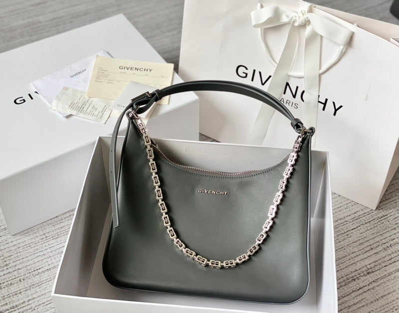 MC-GIVENCHY-069