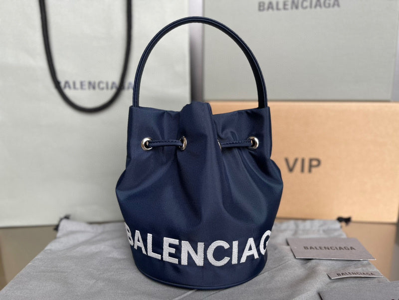 MC-Balenciaga-229