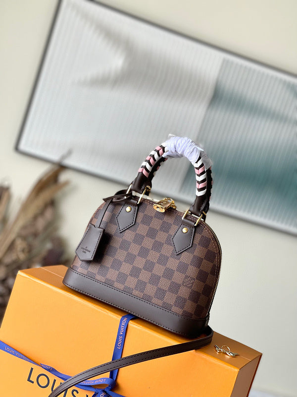 MC-LV-Bags-557