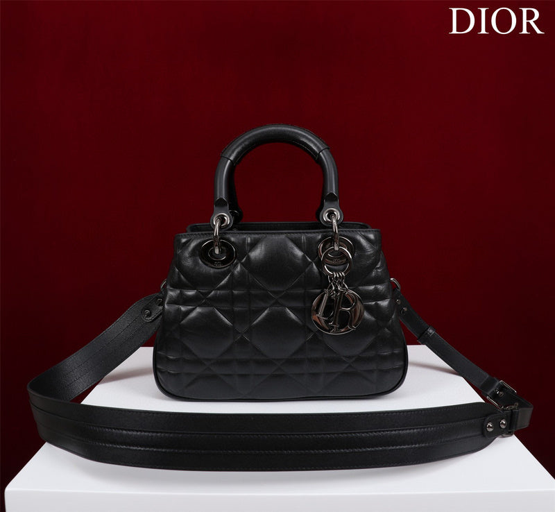 MC-Christian Dior-525