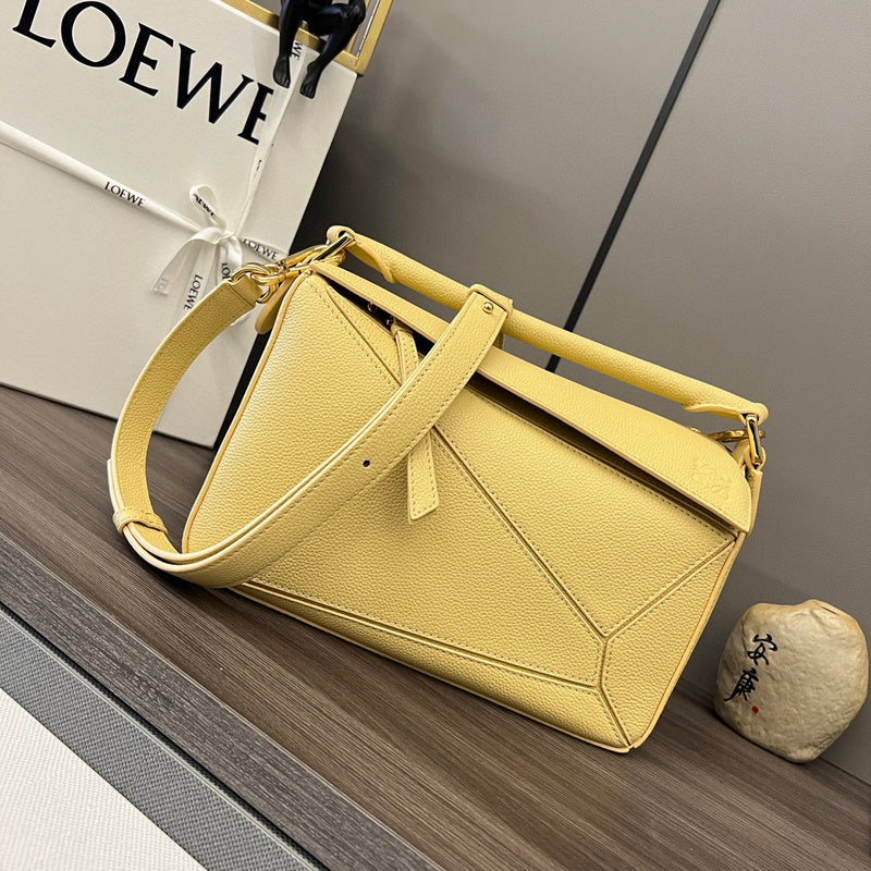 MC-Loewe-132