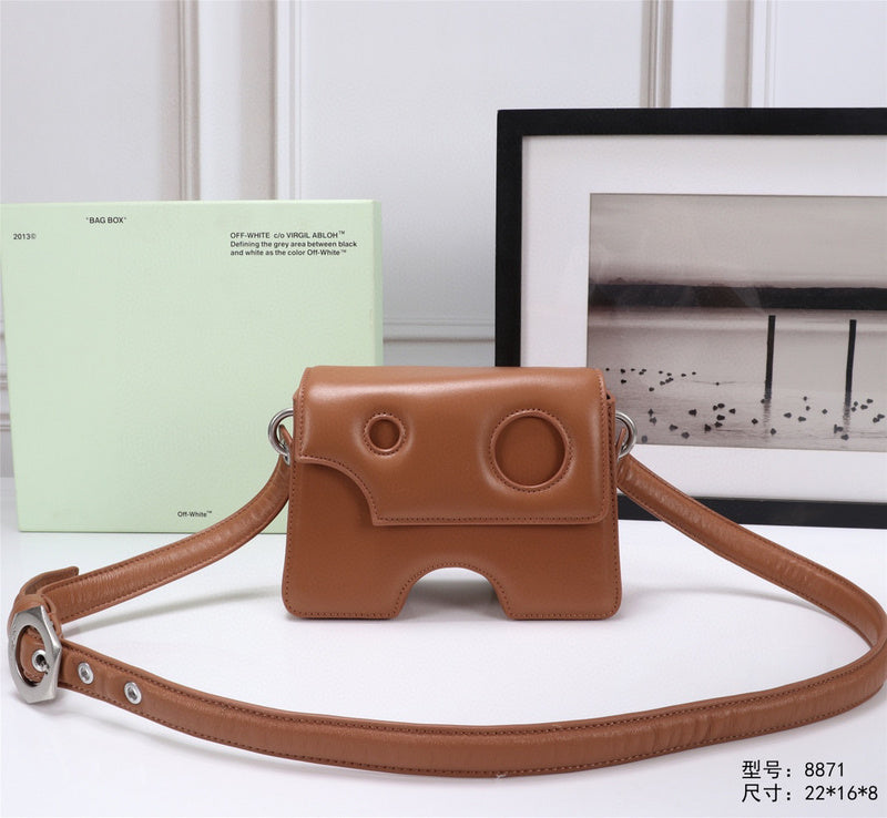 MC-OFF White-078