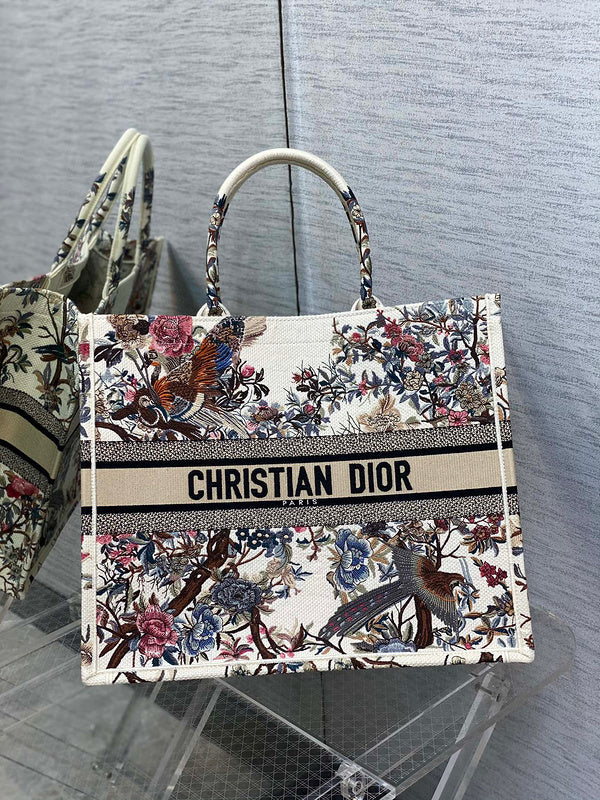 MC-Christian Dior-536