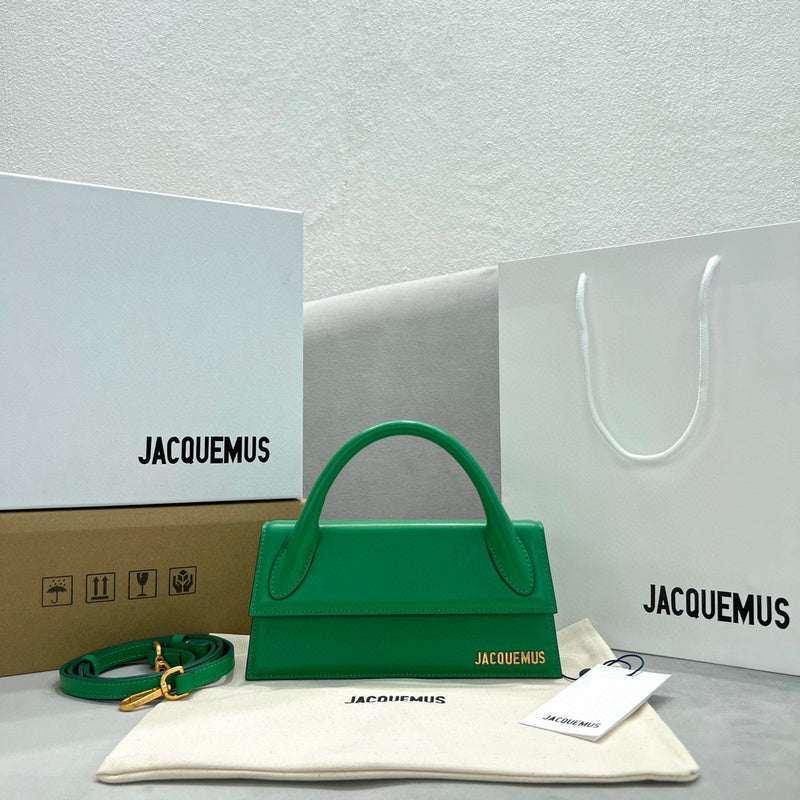 MC-JACQUEMUS-049