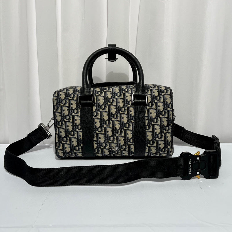 MC-Christian Dior-543